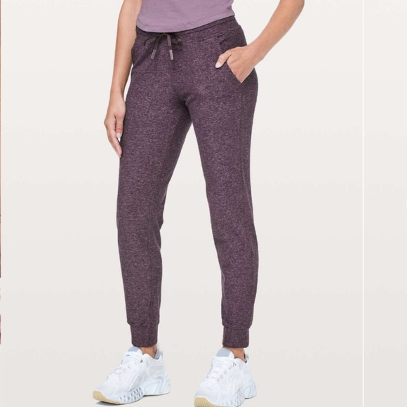 Lululemon Ready To Rulu Pant. 28" Inseam. Heathered Arctic Plum. Size 6. - Picture 1 of 14